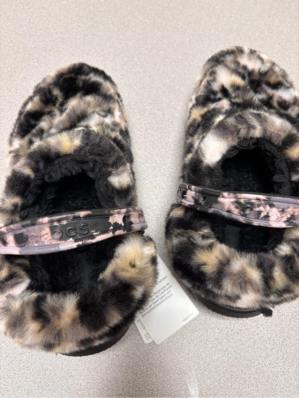 Crocs Classic Fur Sure Clog Black Multi Cheetah Print Women’s 9 Mens 7 NWT - Picture 2 of 6